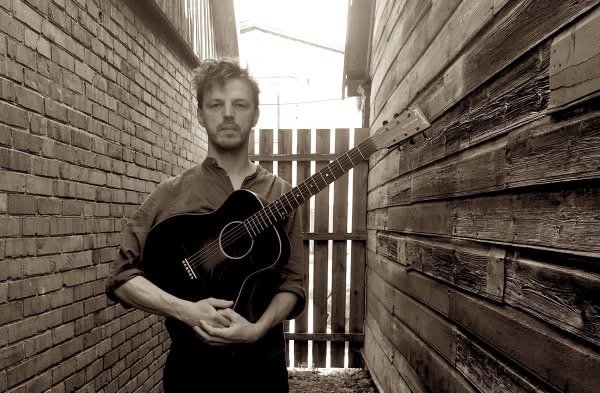 YDA BORDERLAND 2: Guitar nerds evening | Edgars Rubenis (Latvija) + TBA